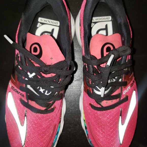 Gently used Brooks Purecandece running shoes - Picture 3 of 4